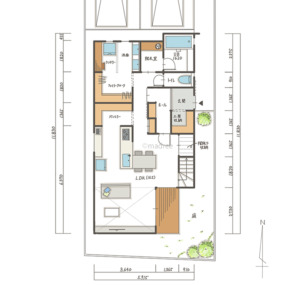 [32坪 3LDK] 少ない廊下と間仕切りで、動線をコンパクトに生活空間を広々と活用した家の間取り図　1階の画像