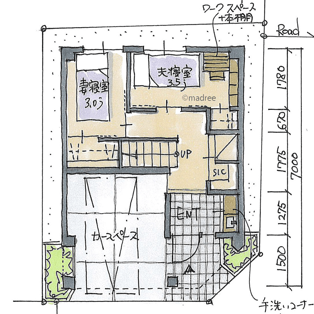 [28坪 3LDK] 壁面活用で理想のスペース確保、明るくのびやかな狭小地の家の間取り図　1階の画像